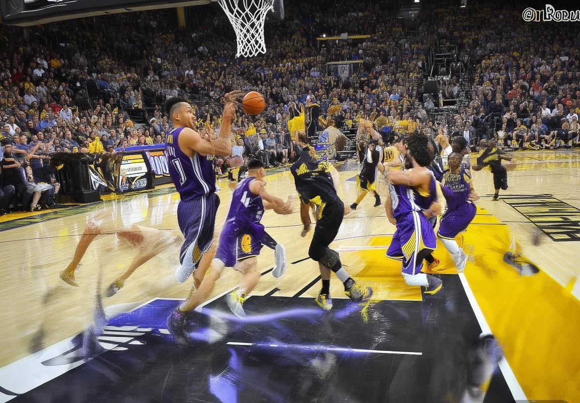 2017年NBA勇士VS国王巅峰对决回顾：激情瞬间与战术对决(图1)